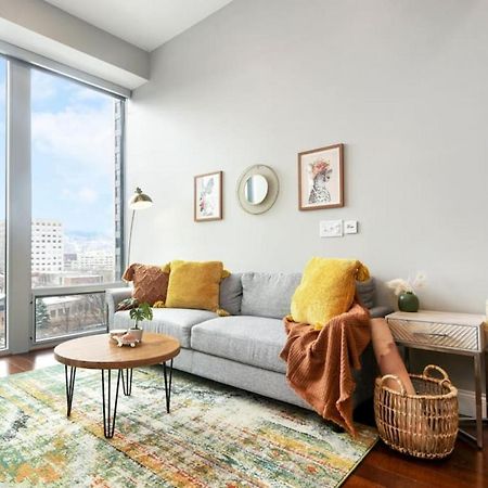 Hostwise Stays - The Washington At Chatham - Free Parking, Private Gym, More! Pittsburgh Eksteriør bilde